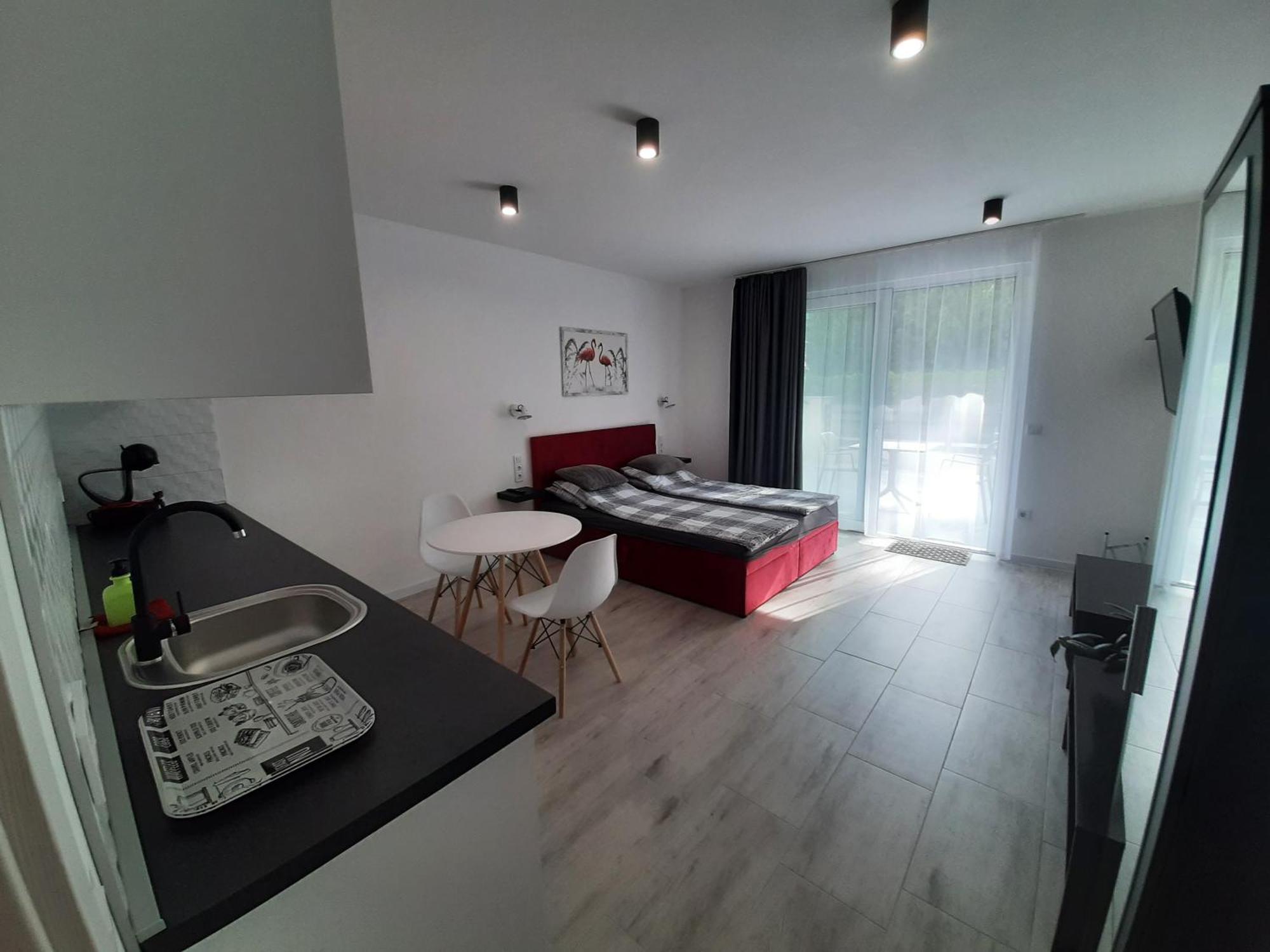 Ancsi Apartmanhaz Balatonlelle Exterior foto