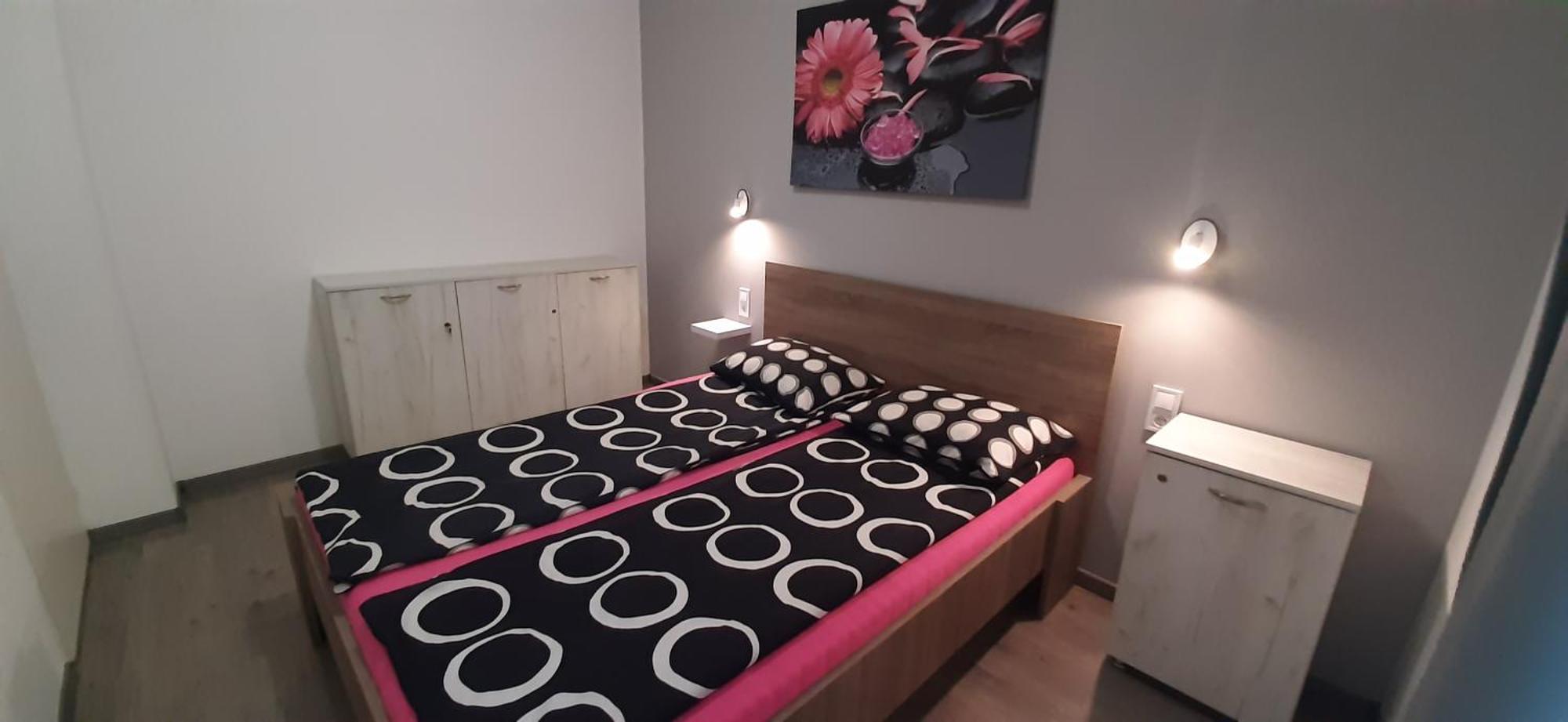 Ancsi Apartmanhaz Balatonlelle Exterior foto
