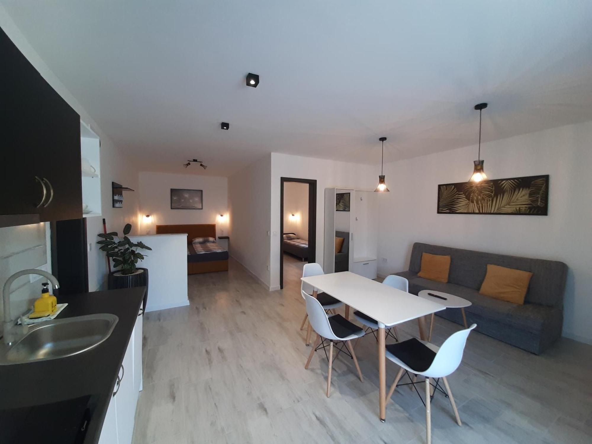 Ancsi Apartmanhaz Balatonlelle Exterior foto